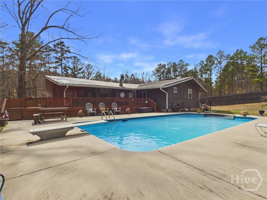Photo of 228 Hickory Point Drive, Buckhead, GA 30625 (MLS # CL349511)