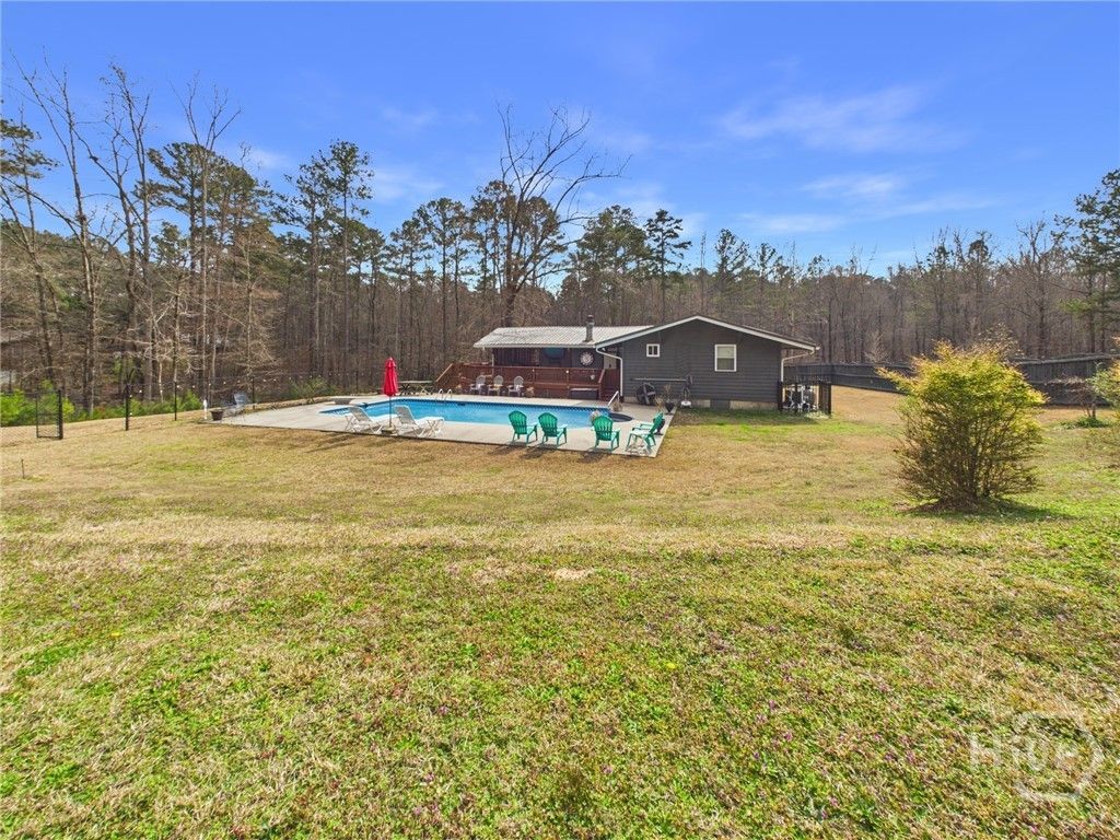 Photo of 228 Hickory Point Drive, Buckhead, GA 30625 (MLS # CL349511)