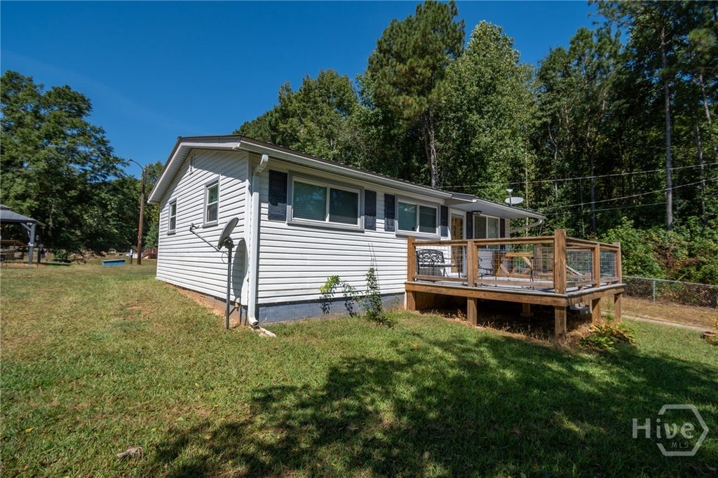 Photo of 3596 Highway 106 S, Hull, GA 30646 (MLS # CL364351)