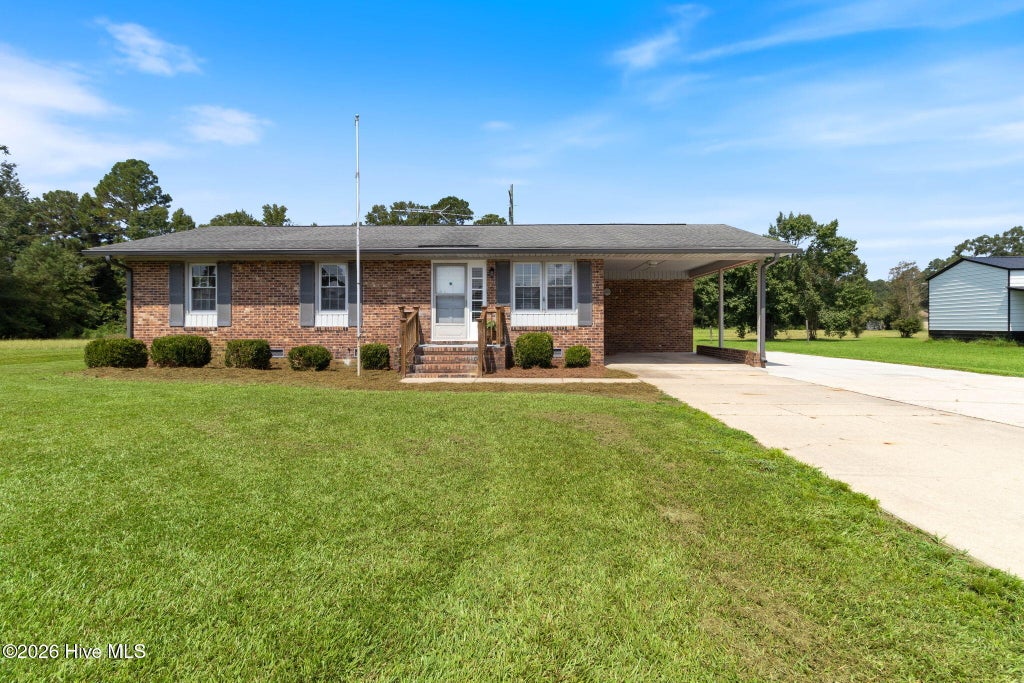Photo of 123 N Elmhurst Street, Clarkton, NC 28433 (MLS # 100596962)