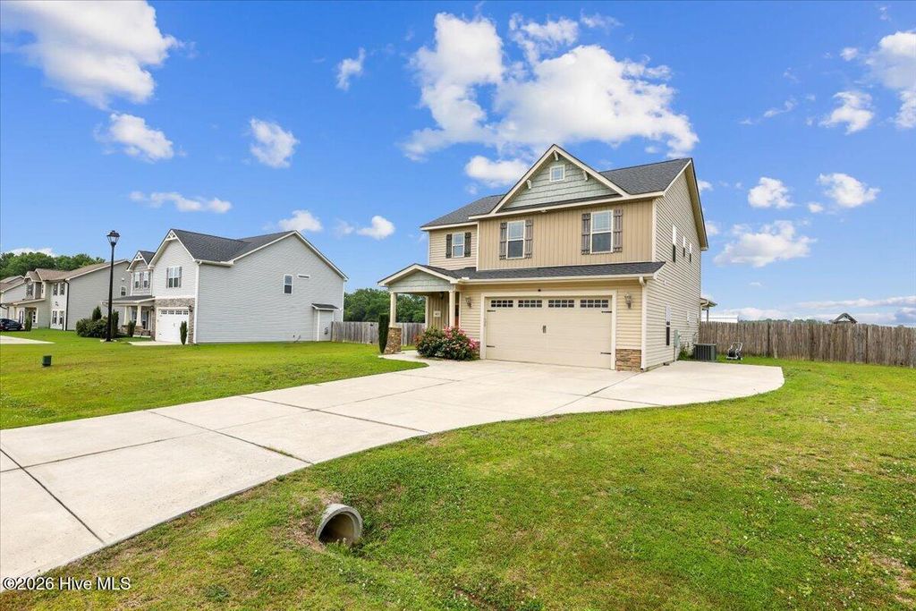 Photo of 423 Planters Ridge Drive, Pikeville, NC 27863 (MLS # 100556251)