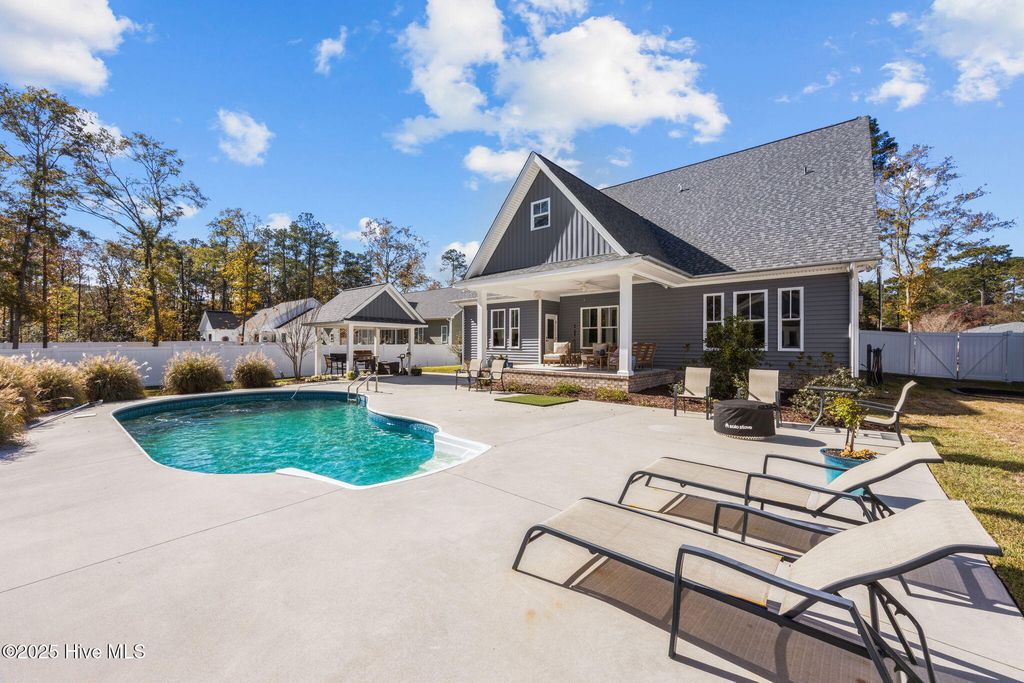 Photo of 410 Hawthorne Road, Trent Woods, NC 28562 (MLS # 100541264)