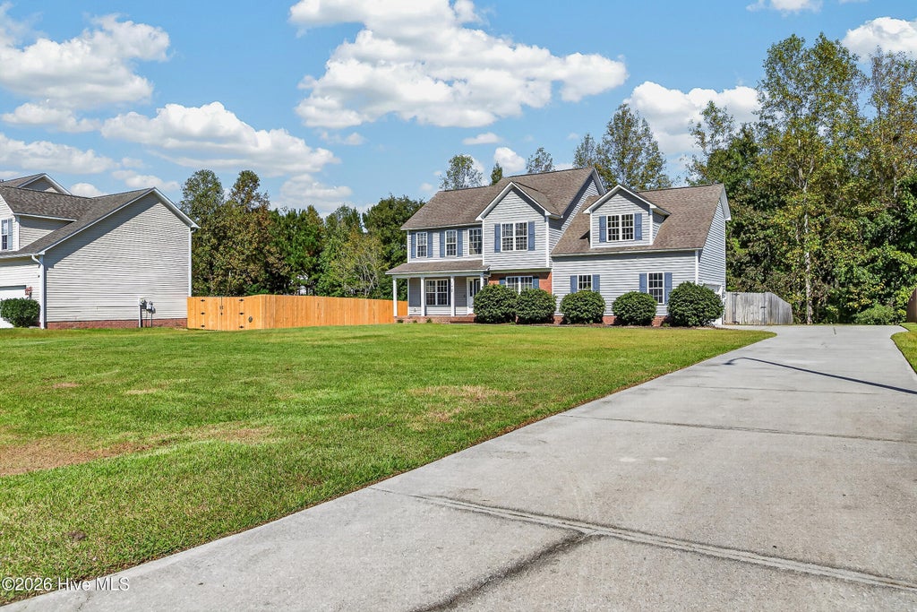 Photo of 172 E Ridge Court, Jacksonville, NC 28540 (MLS # 100610931)