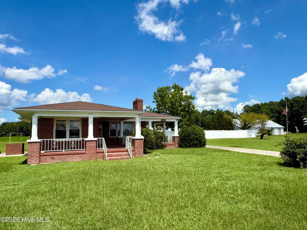 Photo of 1646 Rocky Hock Landing Road, Edenton, NC 27932 (MLS # 100595077)
