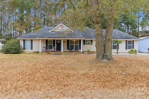 Homes For Sale - 19012 E Hwy 144<br/> Richmond Hill, GA 31324