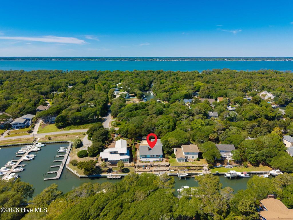 Photo of 116 Beechwood Drive, Pine Knoll Shores, NC 28512 (MLS # 100576023)