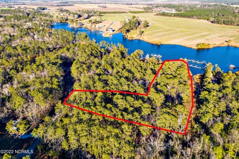 Vacant Land For Sale - 64 Shoreline Court<br/> Oriental, NC 28571