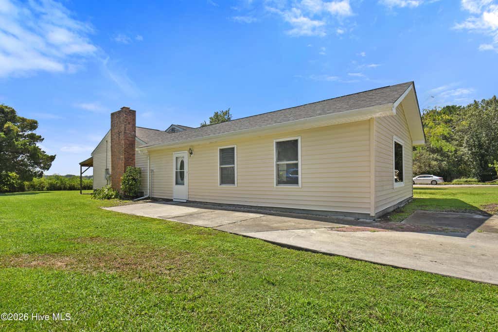 Photo of 1017 Jennifer Drive, Jacksonville, NC 28546 (MLS # 100579242)