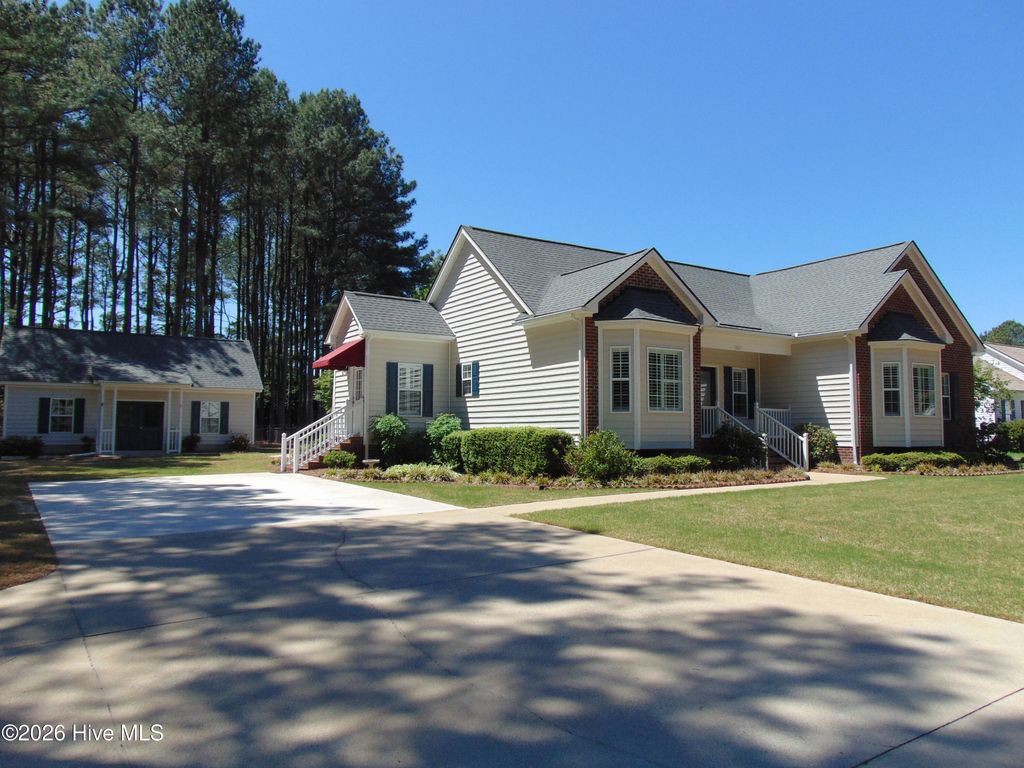 Photo of 1667 Timberlane Drive, Nashville, NC 27856 (MLS # 100568825)