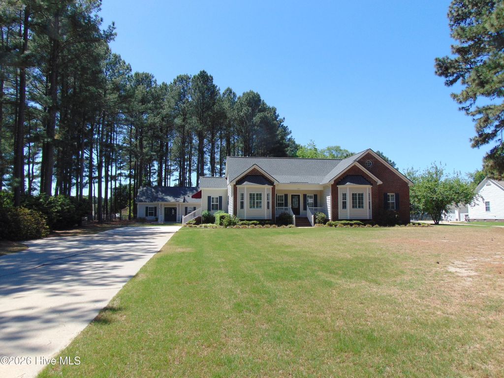 Photo of 1667 Timberlane Drive, Nashville, NC 27856 (MLS # 100568825)