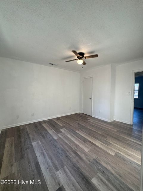 Tiny photo for 201 Blake Court, Jacksonville, NC 28540 (MLS # 100550362)