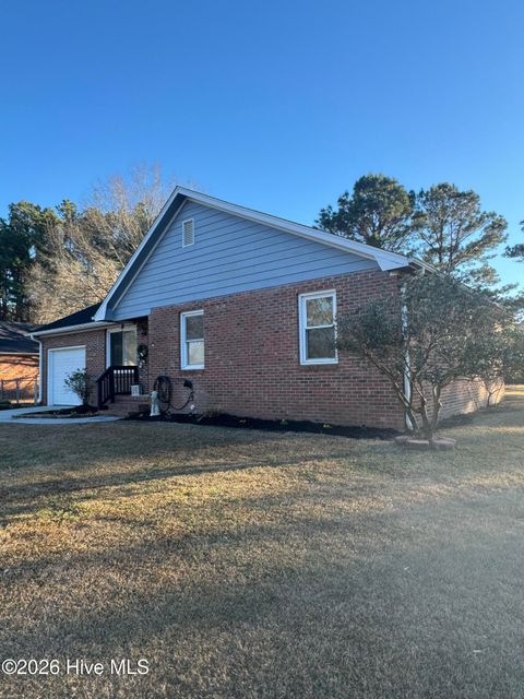 Tiny photo for 201 Blake Court, Jacksonville, NC 28540 (MLS # 100550362)