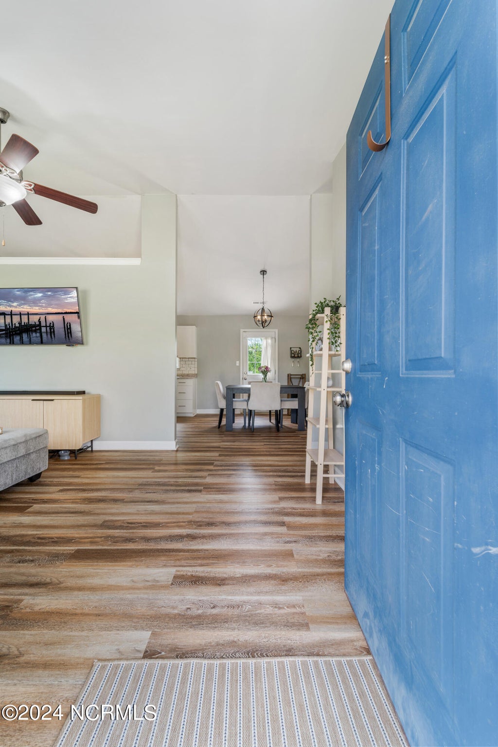 Photo of 120 Woodbury Farm Drive, Jacksonville, NC 28540 (MLS # 100590128)