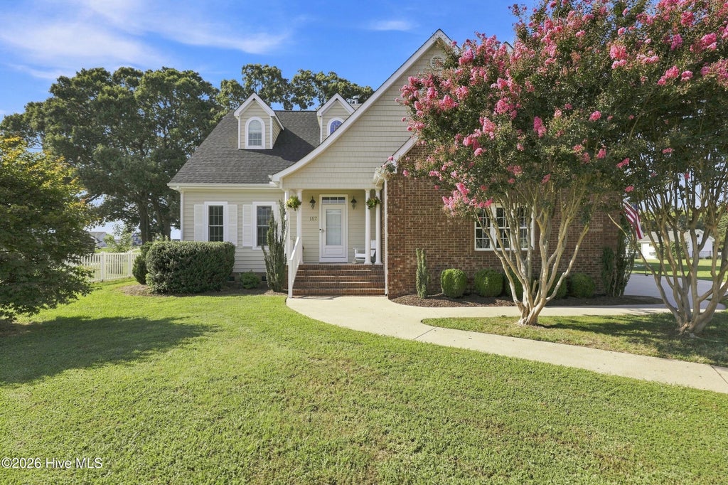 Photo of 157 Pelican Pointe Drive, Elizabeth City, NC 27909 (MLS # 100601699)