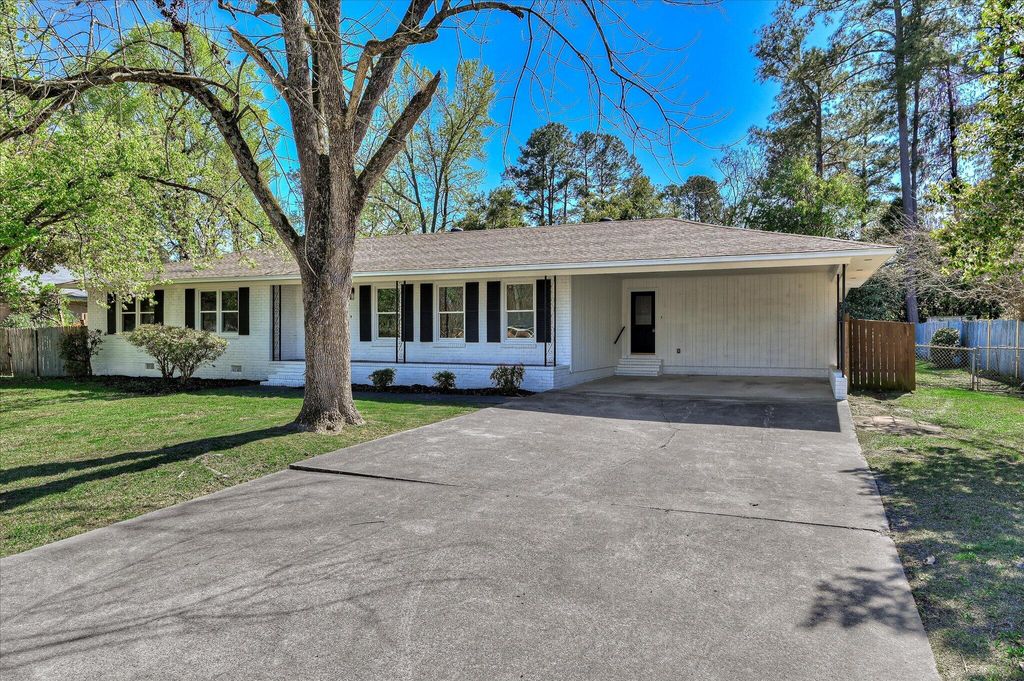 Photo of 1708 Goshen Road, Augusta, GA 30906 (MLS # 553512)