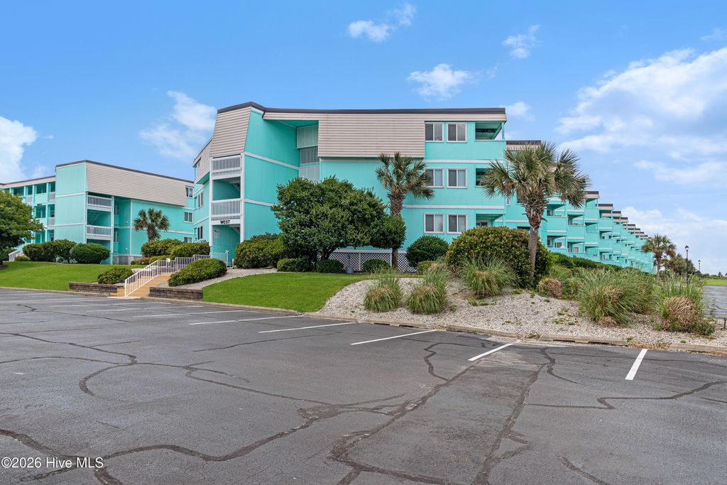 Photo of 301 E Commerce Way Road #255 Sea Spray, Atlantic Beach, NC 28512 (MLS # 100575231)