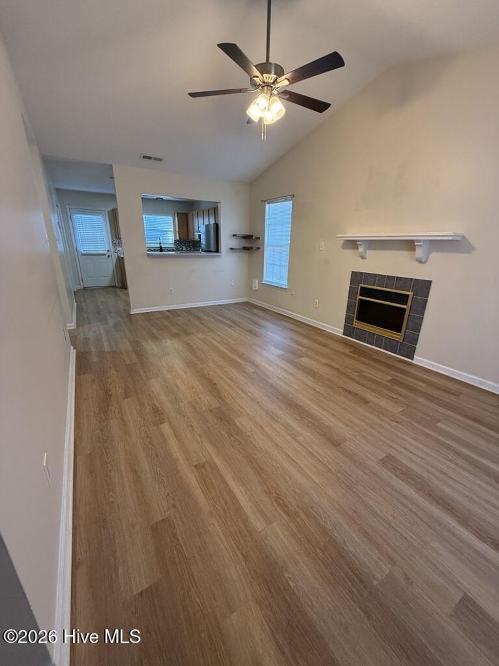 Photo of 1068 W Pueblo Drive, Jacksonville, NC 28546 (MLS # 100554402)