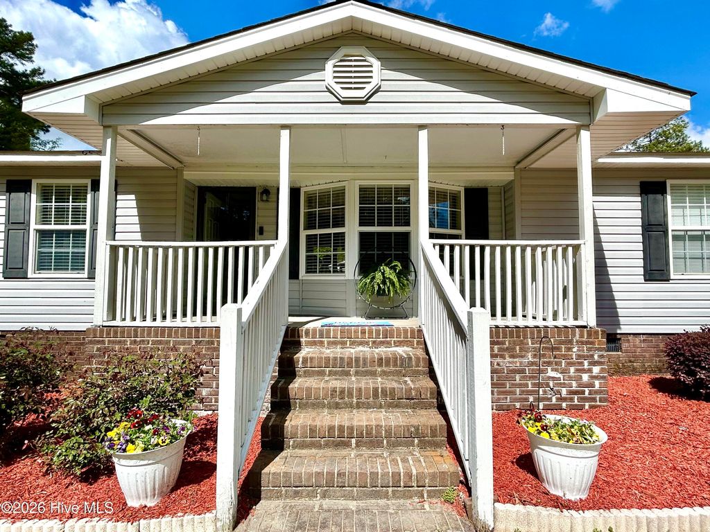 Photo of 17881 Harry Malloy Road, Laurinburg, NC 28352 (MLS # 100564863)