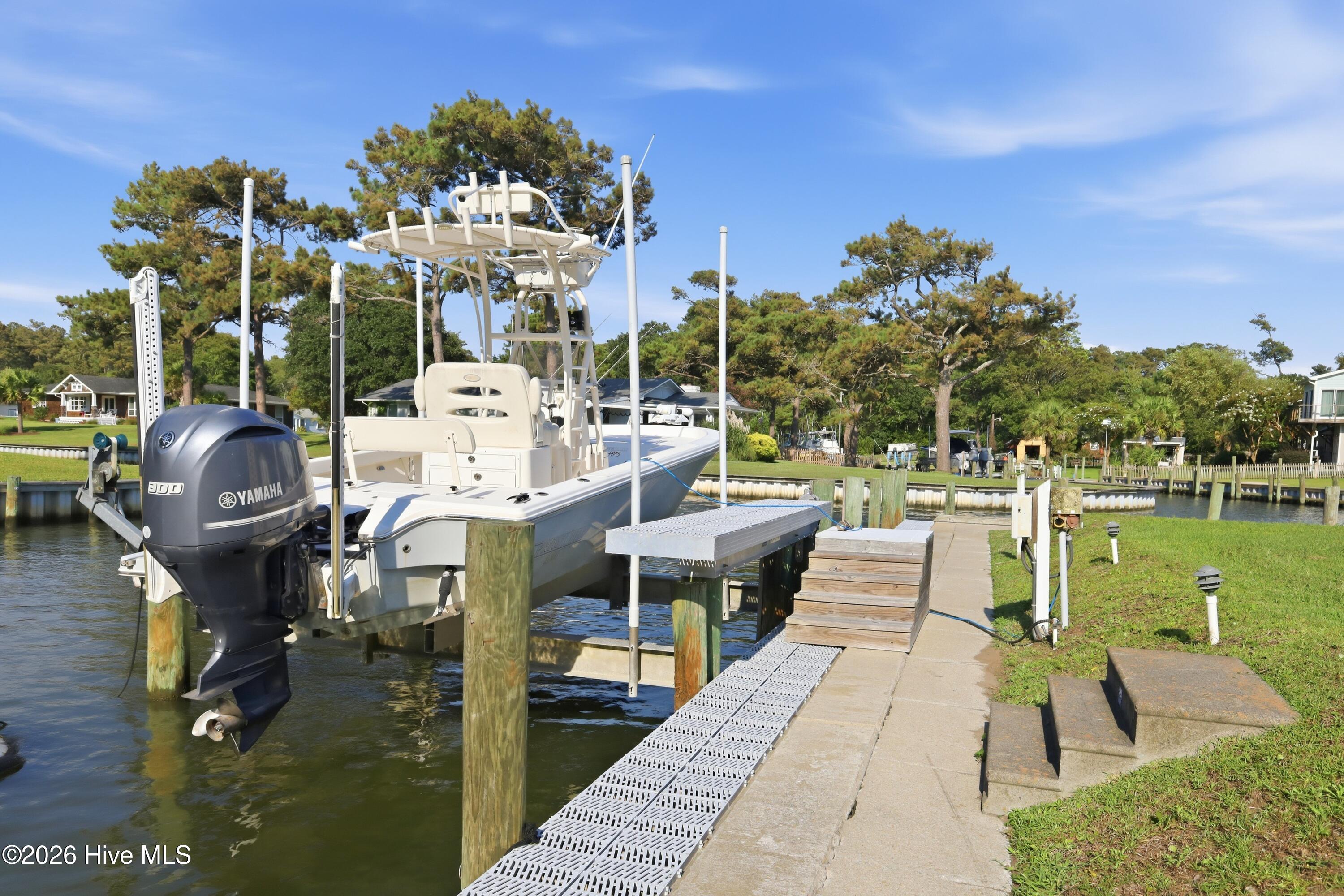 104 Sea Trace Lane