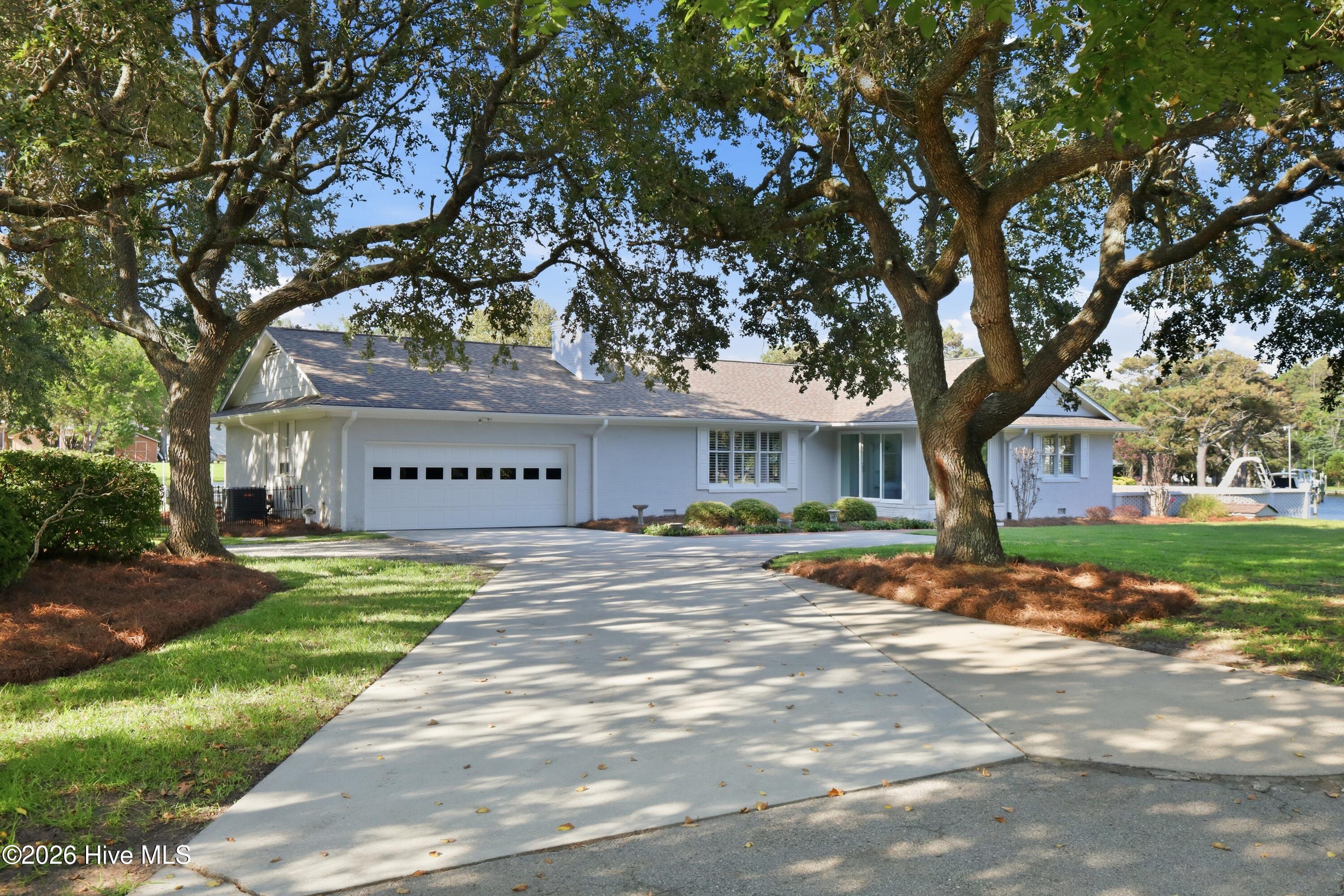 104 Sea Trace Lane