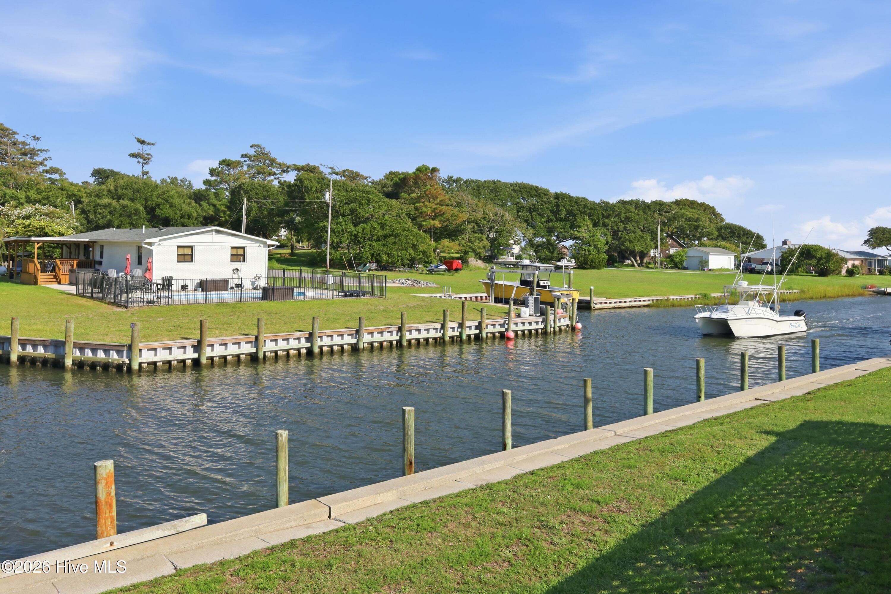 104 Sea Trace Lane
