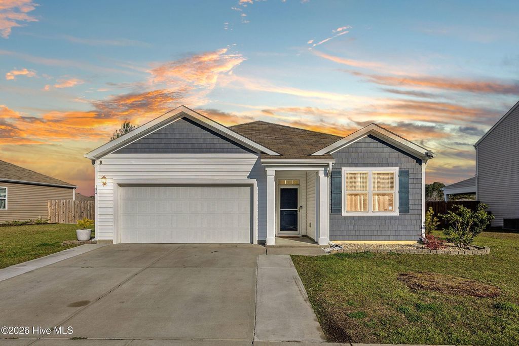 Photo of 124 Tributary Circle, Wilmington, NC 28401 (MLS # 100560098)