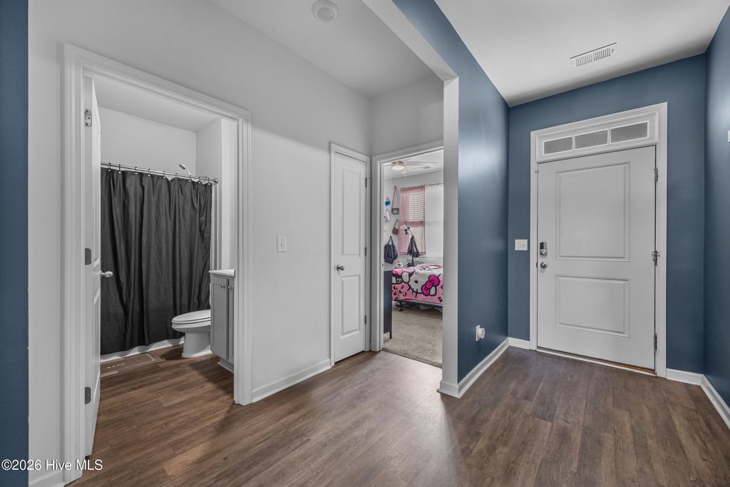 Photo of 124 Tributary Circle, Wilmington, NC 28401 (MLS # 100560098)