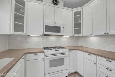 Tiny photo for 121 Candlewood Drive, Hampstead, NC 28443 (MLS # 100550563)