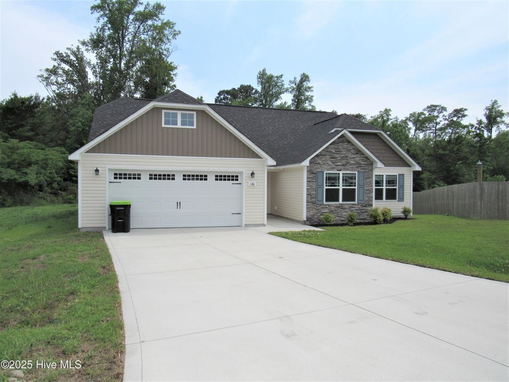 Photo of 136 Laredo Drive, Jacksonville, NC 28540 (MLS # 100545950)