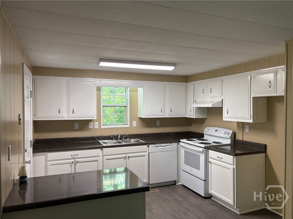 Photo of 10817 Double Bridges Road, Arnoldsville, GA 30619 (MLS # CL348160)