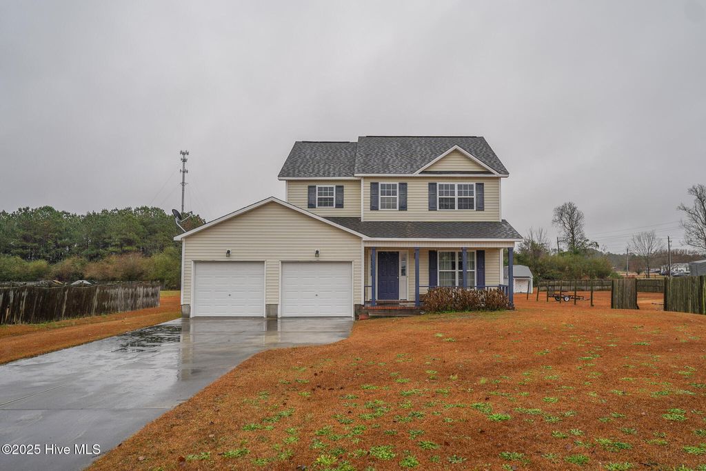 Photo of 104 Indigo Drive, Maysville, NC 28555 (MLS # 100544390)