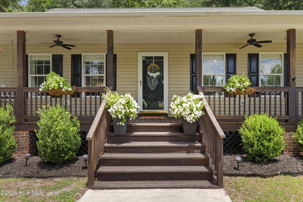 Photo of 6417 Mossy Rock Court, Castle Hayne, NC 28429 (MLS # 100584329)