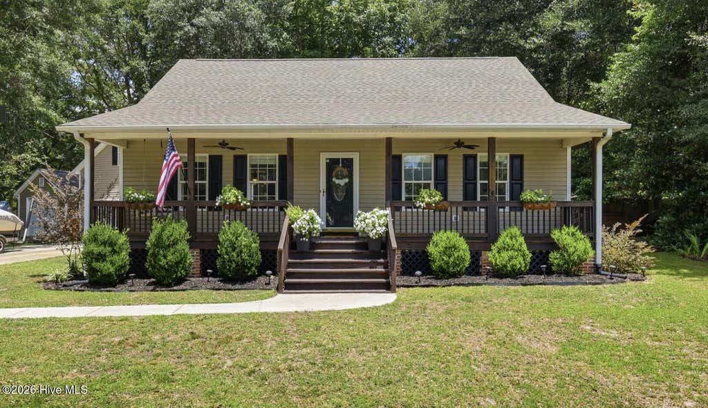 Photo of 6417 Mossy Rock Court, Castle Hayne, NC 28429 (MLS # 100584329)