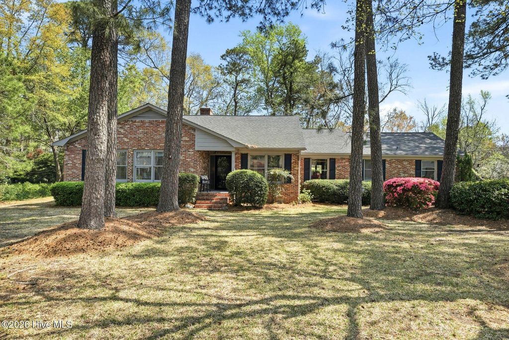 Photo of 302 Suffolk Lane, Wilmington, NC 28409 (MLS # 100563763)