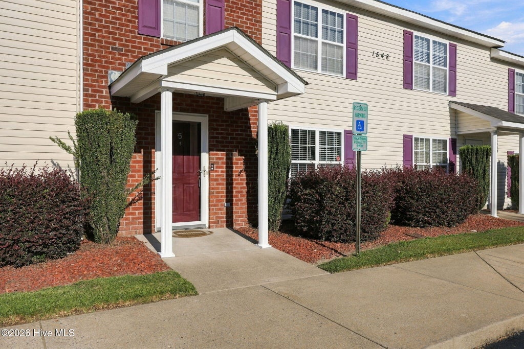 Photo of 1548 Manning Forest Drive #M5, Greenville, NC 27834 (MLS # 100597609)