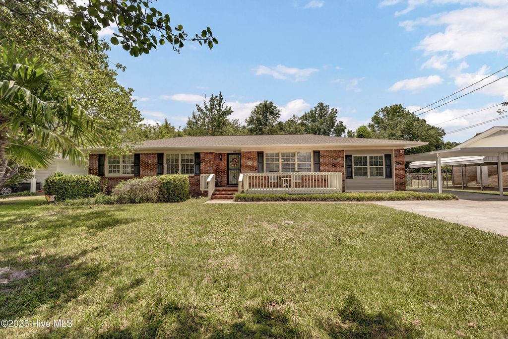 Photo of 605 Mohican Trail, Wilmington, NC 28409 (MLS # 100517118)