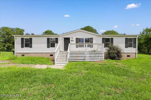 Mobile Home For Sale - 420 Royal Way<br/> Bolivia, NC 28422