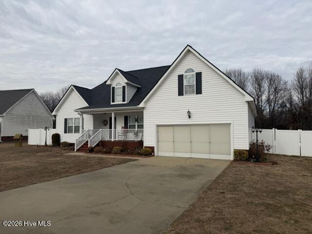 Photo of 511 Heron Drive, Goldsboro, NC 27534 (MLS # 100551697)