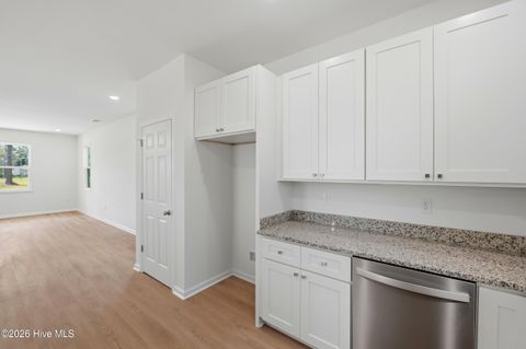 Tiny photo for 308 S Vann Street, Burgaw, NC 28425 (MLS # 100559528)