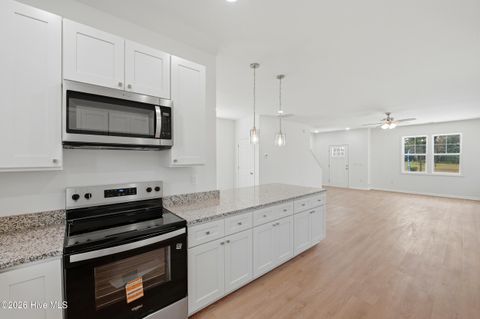 Tiny photo for 308 S Vann Street, Burgaw, NC 28425 (MLS # 100559528)