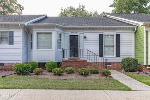 Townhouse For Sale - 3102 Cashwell Drive #UNIT 67<br/> Wayne County, Goldsboro, NC 27534