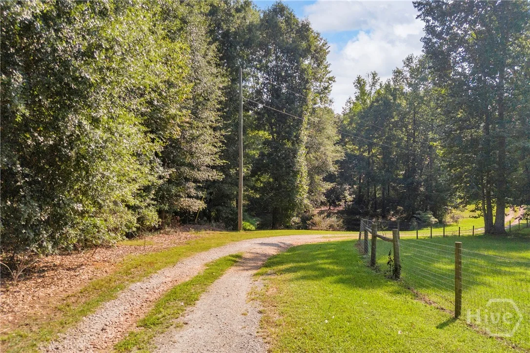 5688 Highway 82 Spur, Commerce, GA, 30529