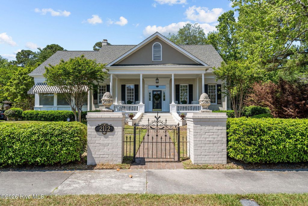 Photo of 2112 Ascott Place, Wilmington, NC 28403 (MLS # 100570294)