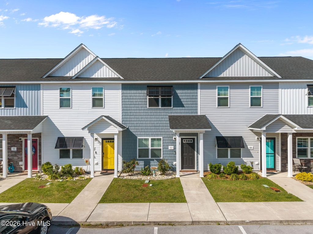 Photo of 57 Outrigger Drive, Swansboro, NC 28584 (MLS # 100566245)