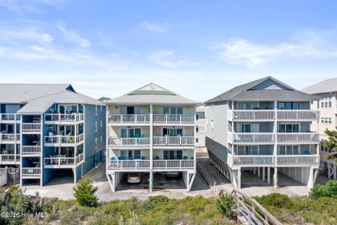 Condo For Sale - 612 N Carolina Beach Avenue #UNIT 3A<br/> New Hanover County, Carolina Beach, NC 28428