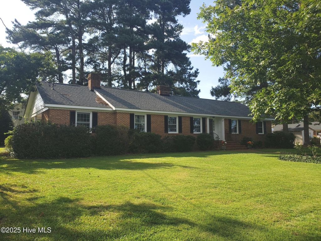 Photo of 203 Green Street, Fremont, NC 27830 (MLS # 100475229)