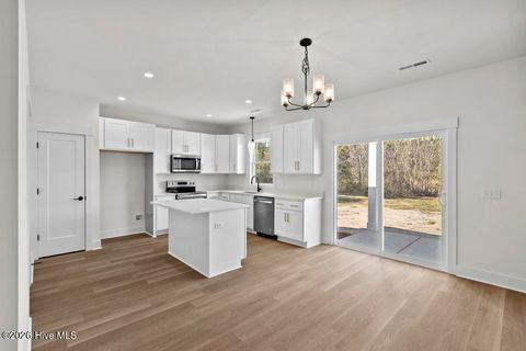 Tiny photo for 7 Peach Court, Burgaw, NC 28425 (MLS # 100548995)