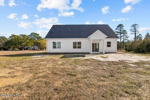 Tiny photo for 7 Peach Court, Burgaw, NC 28425 (MLS # 100548995)