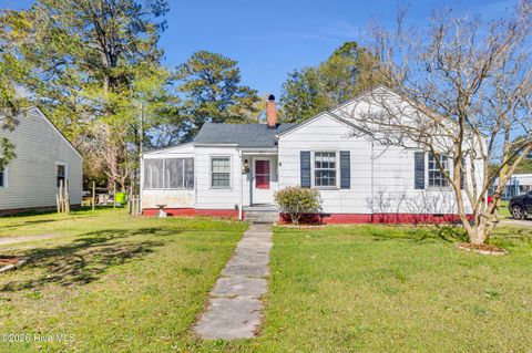 Photo of 811 Clark Avenue, New Bern, NC 28560 (MLS # 100561612)