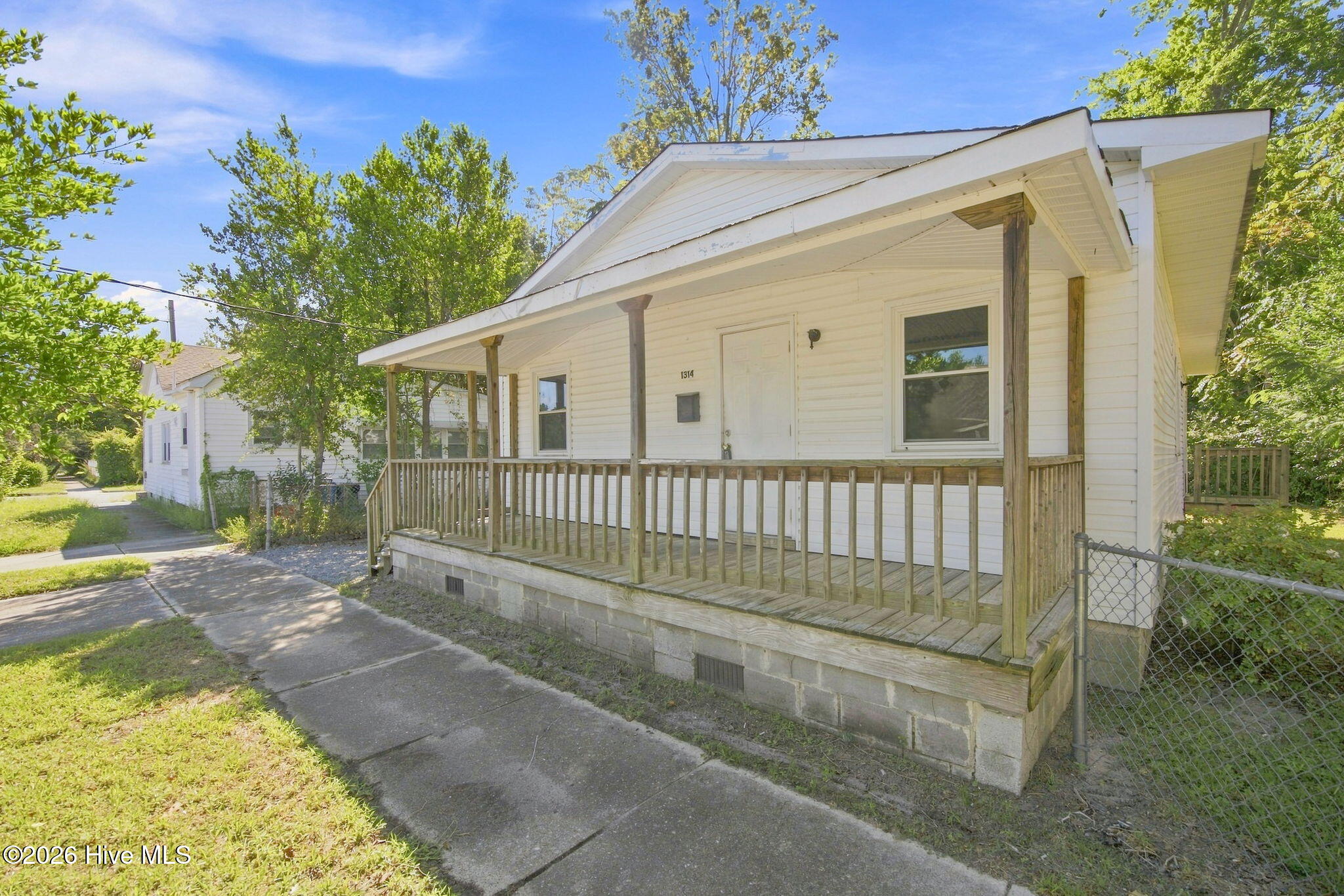 1314 Glenn Street